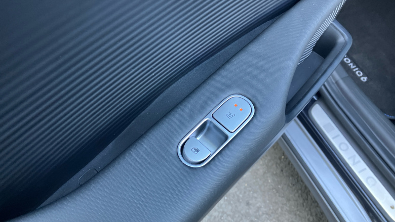 Hyundai IONIQ 6 239kW Ultimate 77kWh 4dr AWD Auto Electric Saloon